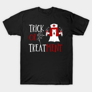 Trick or treatment funny Nurse Halloween ghost in Nurse hat design T-Shirt